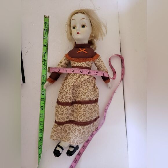 Porcelain Doll - Picture 7 of 7